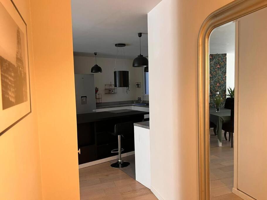 Superbe Appartement 3 Pieces Pres De La Defense Nanterre Exterior foto
